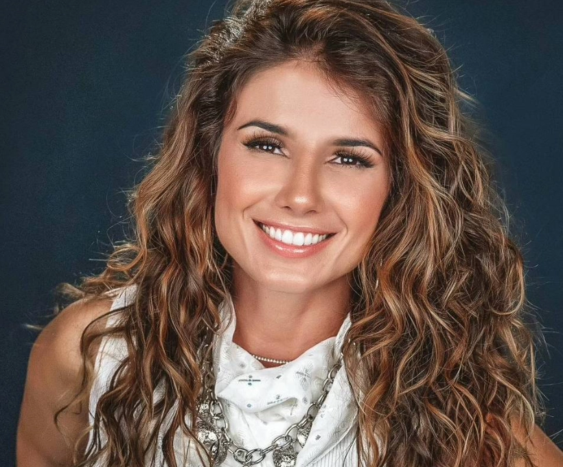 Paula Fernandes
